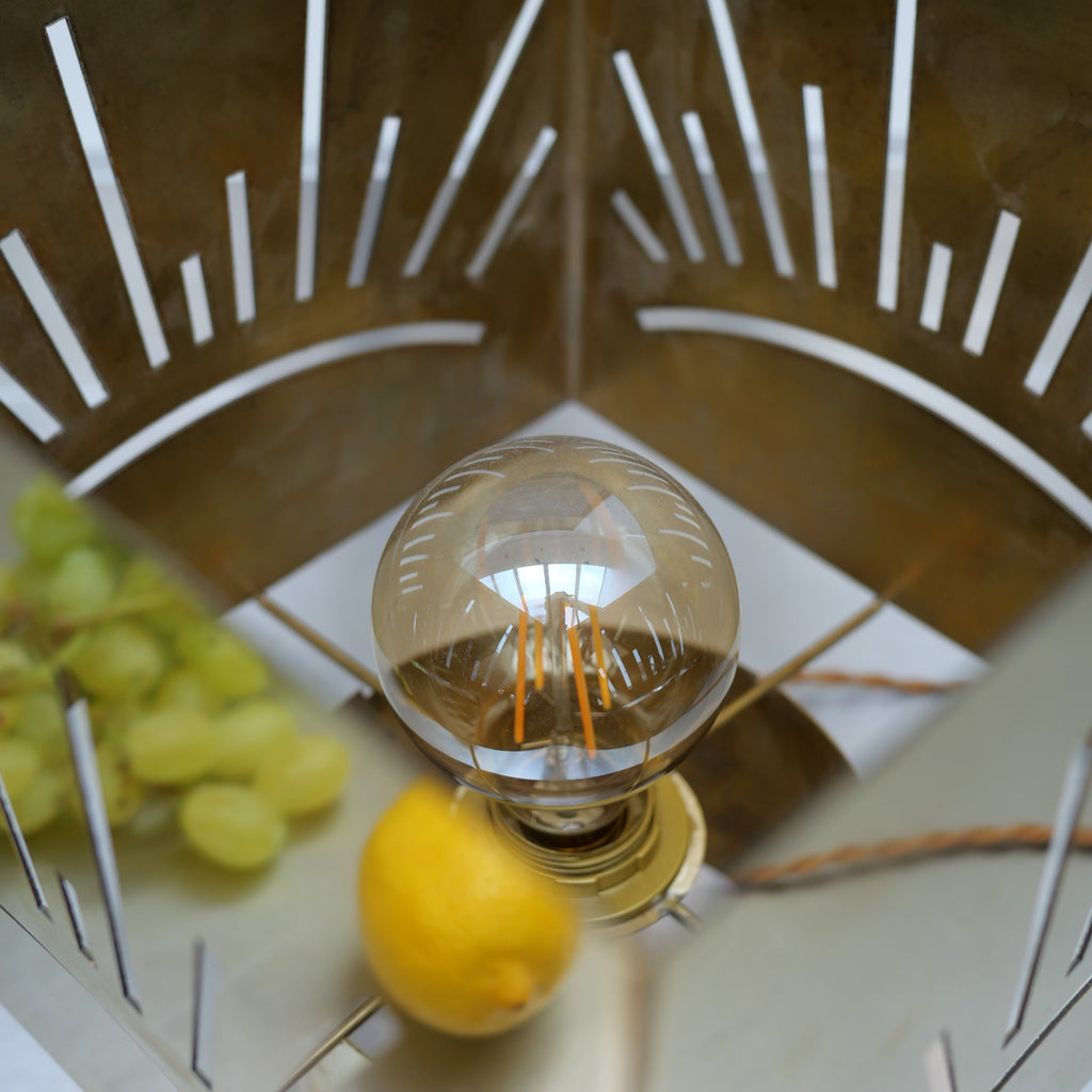 lampe a poser laiton doree 